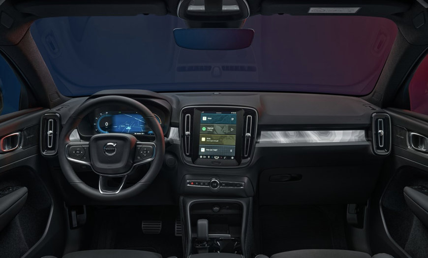 VOLVO C40 & XC40: MEHR REICHWEITE, LEISTUNG UND KÜRZERE LADEZEITEN